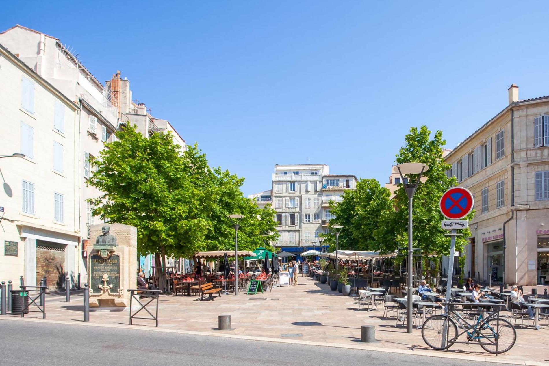 Au Coeur Du Panier Avec Terrasse 2 A 4 Personnes Climatisation Lägenhet Marseille Exteriör bild